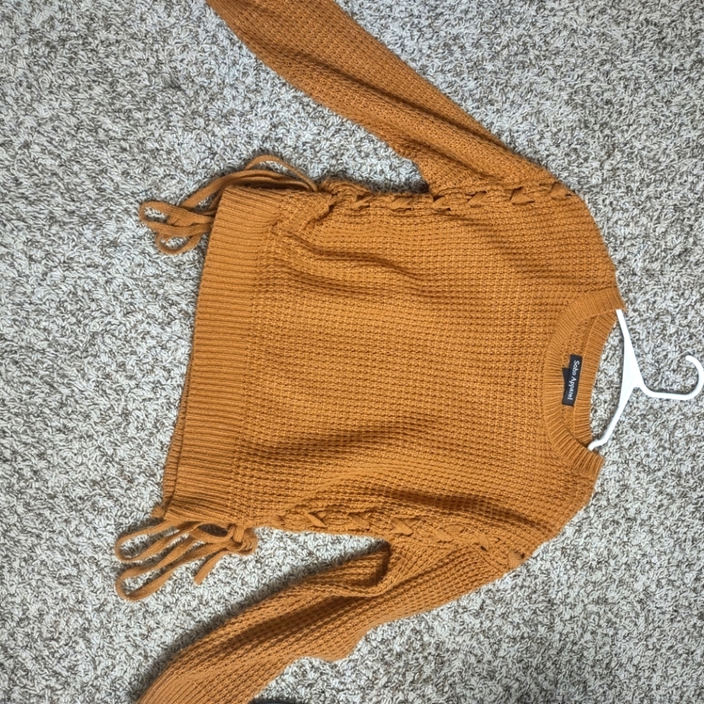 slightly cropped fall sweater